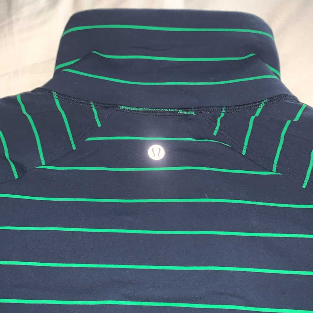 lululemon athletica Striped Jacket - Navy and Teal - Picture 7 of 8